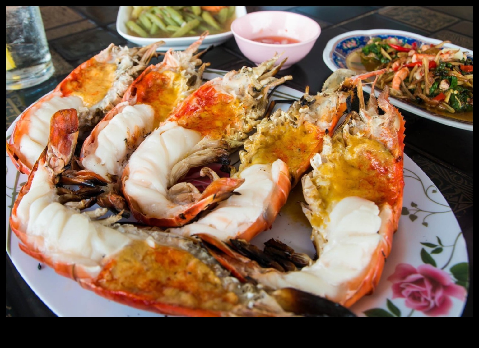 Serile epicuriene O călătorie culinară de delicii 1 Serile epicuriene: Excelență culinară cu plăceri de cină