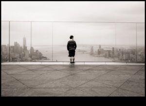Eleganță urbană: prezentarea vieții orașului prin stiluri de fotografie contemporane
